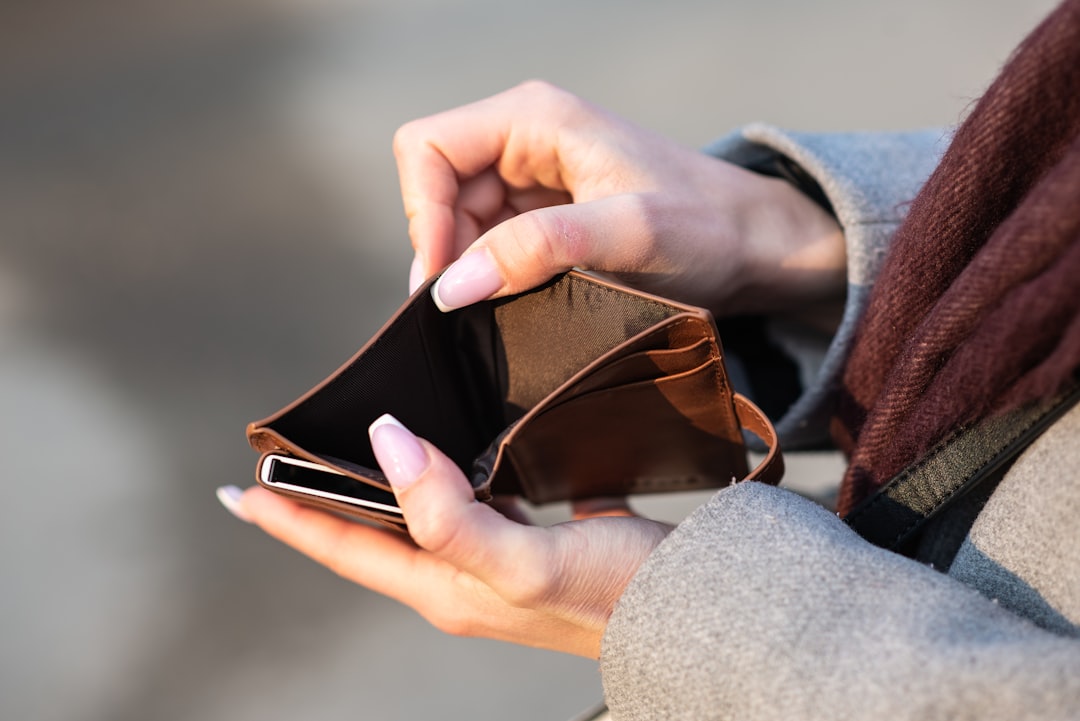 empty wallet coins money