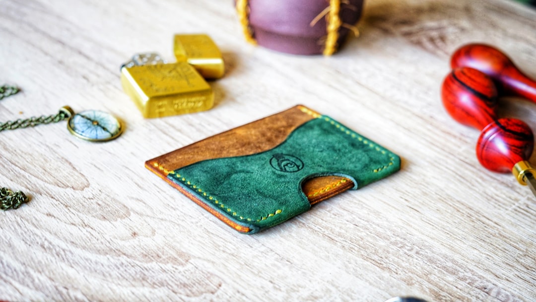 wallet card organization leather